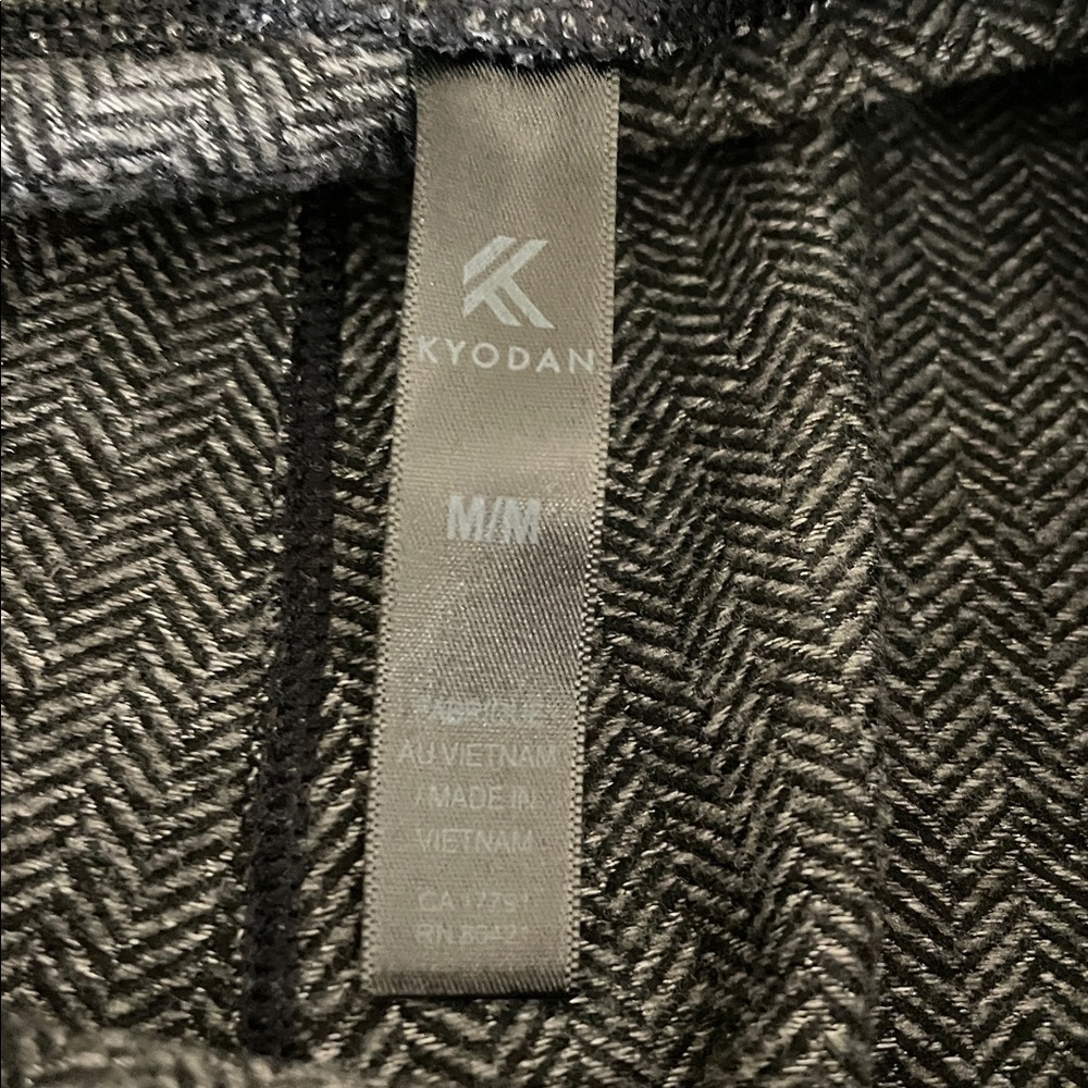 Kyodan Black and Gray Herringbone Leggings - Picture 8 of 11